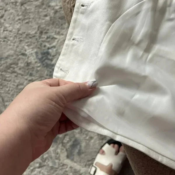 Kit 2 Conjuntos Femininos em Alfaiataria Colete e Shorts em Linho